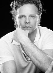 Джеймс Шоу