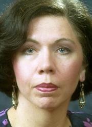 Елена Папанова