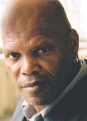 Деррек Пилс